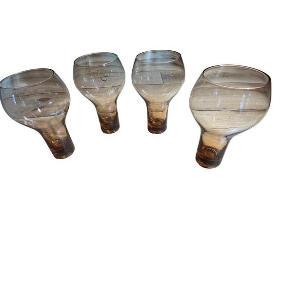 Set of 4 Vintage? Mid century Modern drinking classes. Ombre Amber. Beer/Wine - Picture 1 of 5